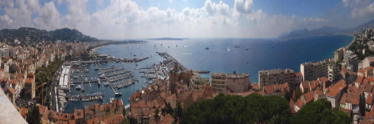 Image Entreprise borne de recharge Cannes