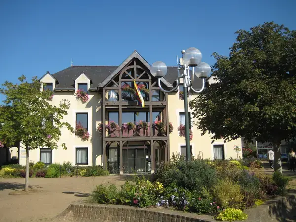 Borne de Recharge Maison Entreprise borne de recharge Acigné