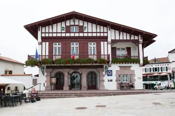 Borne de Recharge Maison Entreprise borne de recharge Bidart