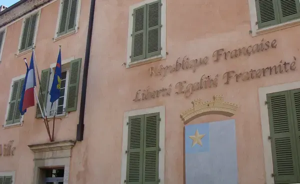 Borne de Recharge Maison Entreprise borne de recharge Carcès