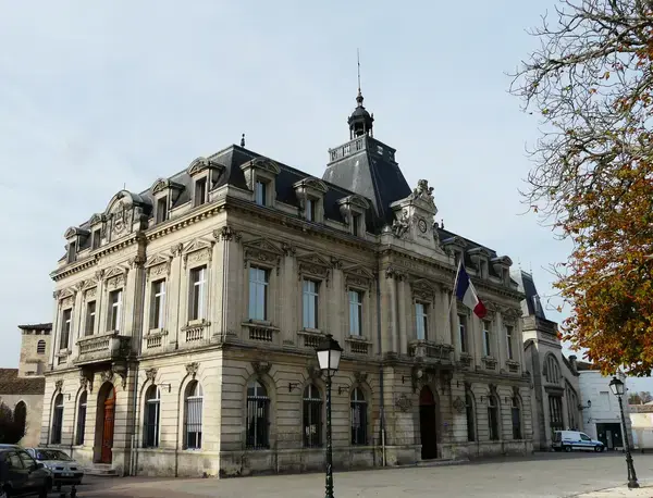 Borne de Recharge Maison Entreprise borne de recharge Coutras