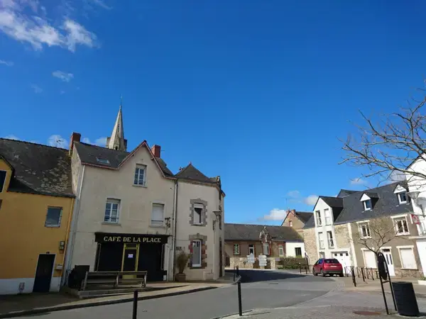 Borne de Recharge Maison Entreprise borne de recharge Férel