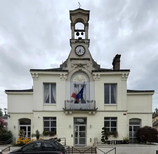 Borne de Recharge Maison Entreprise borne de recharge Ferrières-en-Brie