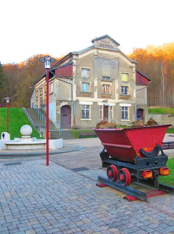 Borne de Recharge Maison Entreprise borne de recharge Haucourt-Moulaine