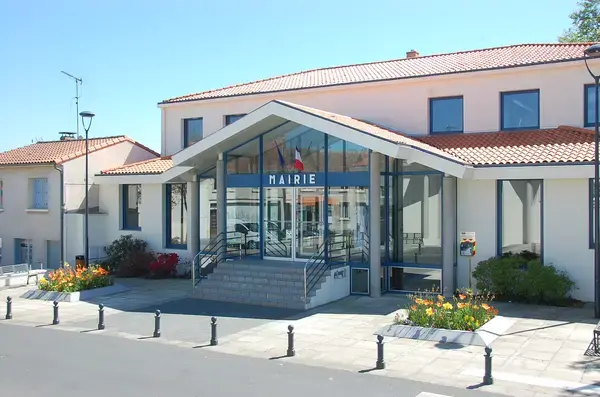 Borne de Recharge Maison Entreprise borne de recharge La Tessoualle