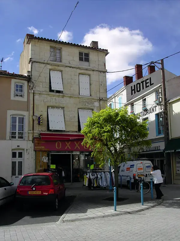 Borne de Recharge Maison Entreprise borne de recharge Luçon