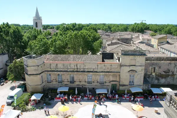 Borne de Recharge Maison Entreprise borne de recharge Marsillargues