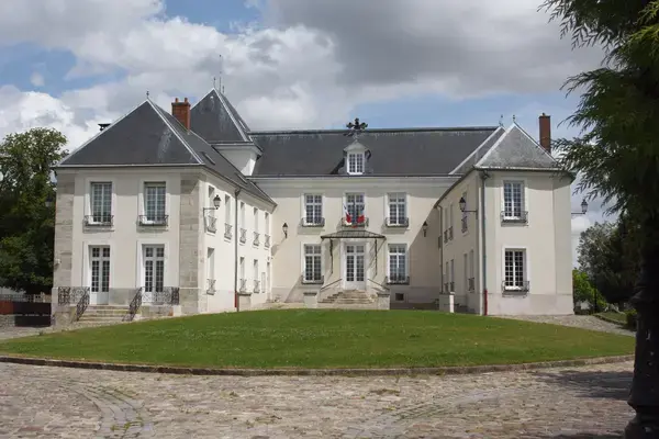 Borne de Recharge Maison Entreprise borne de recharge Verneuil-l'Étang