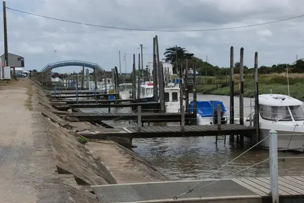 Borne de Recharge Maison Entreprise borne de recharge Villeneuve-en-Retz